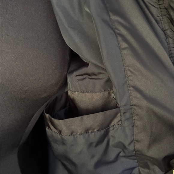 Lands' End Women's Long Black Puffer Coat size 2X - Picture 9 of 12